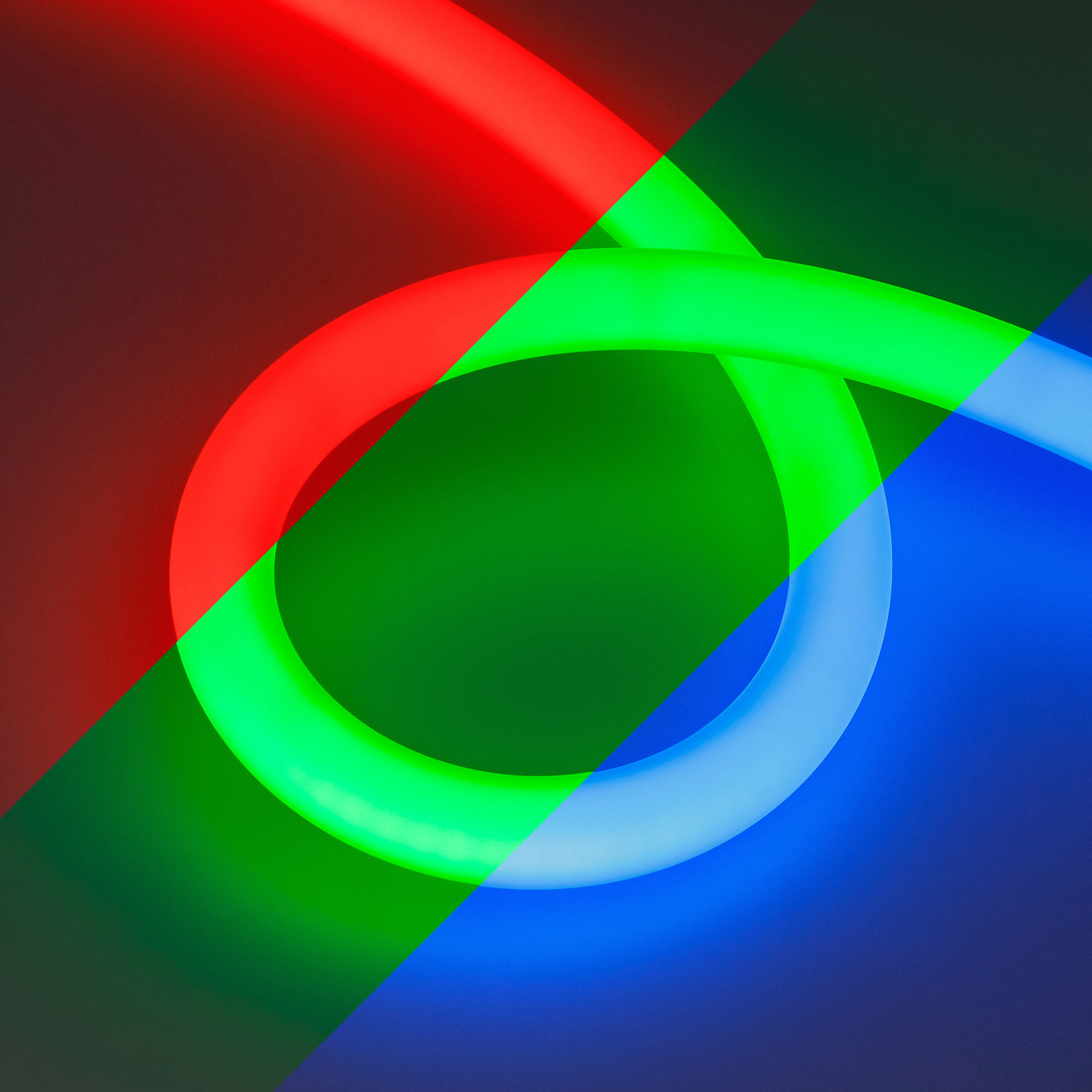 Лента герметичная MOONLIGHT-BLACK-SIDE-G280-D25mm 24V RGB 360deg (14.4 W/m, IP65, 3m, wire x1) (Arlight, Вывод боковой, 3 года)